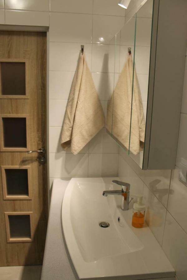 Apartament Raz Dwa Trzy Жешув Экстерьер фото