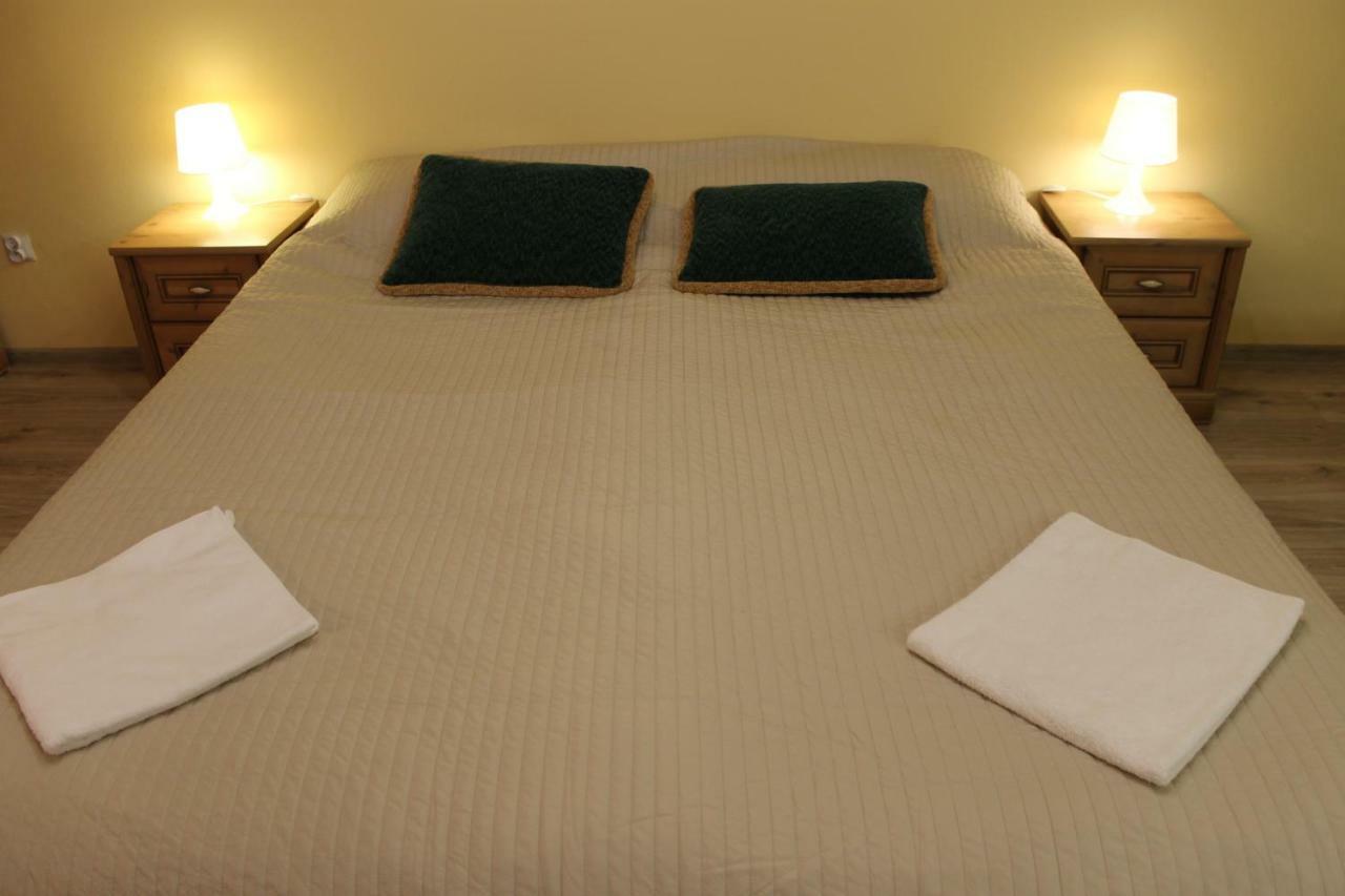 Apartament Raz Dwa Trzy Жешув Экстерьер фото